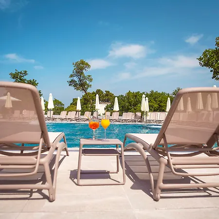 Hotel Luxury Riva 5*