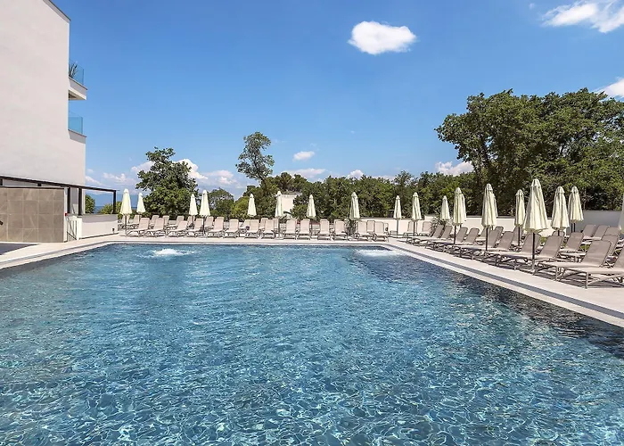 Luxury Riva Hotel 5*