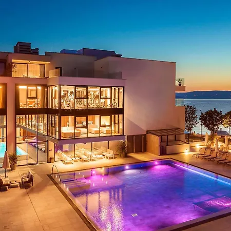 Отель Luxury Riva Малинска