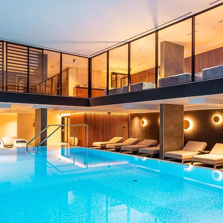 Luxury Riva ホテル 5*