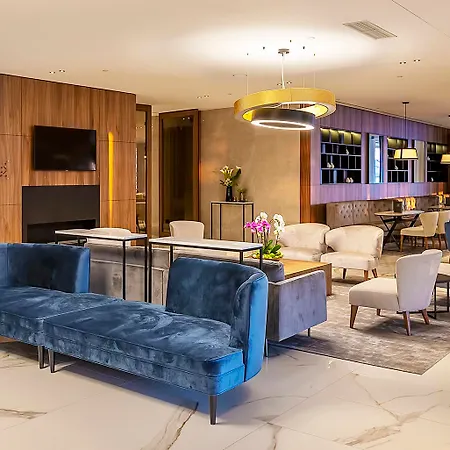 Luxury Riva Hotel
