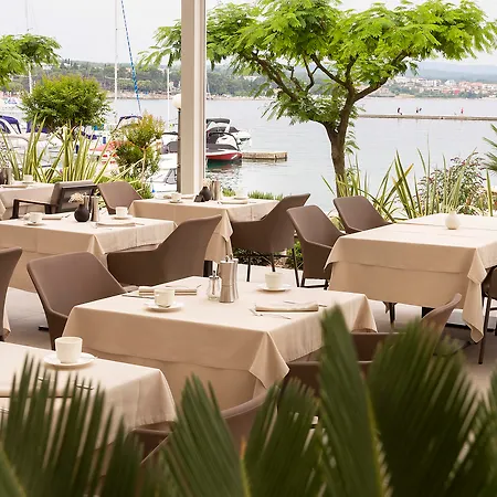 Luxury Riva