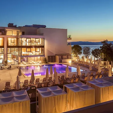 Hotel Luxury Riva 5*