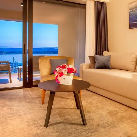 Hotel Luxury Riva