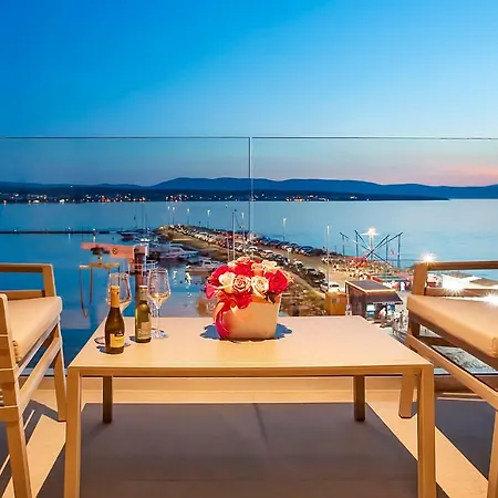 Luxury Riva Малинска