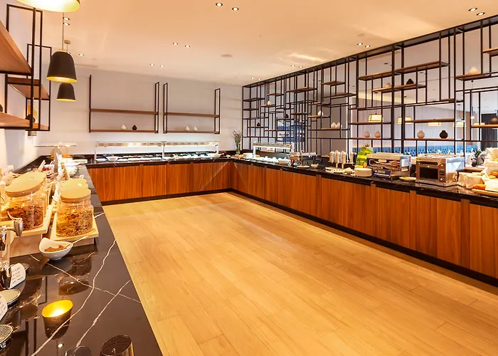 Otel Luxury Riva