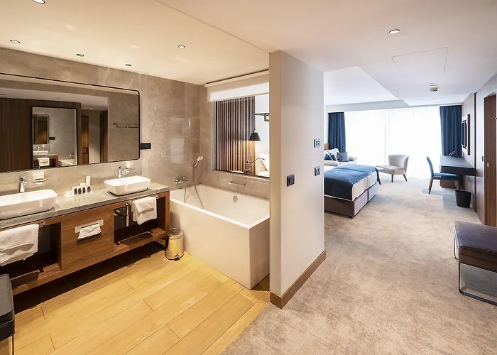 Luxury Riva Otel 5*