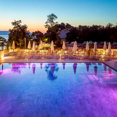 Luxury Riva Hotel