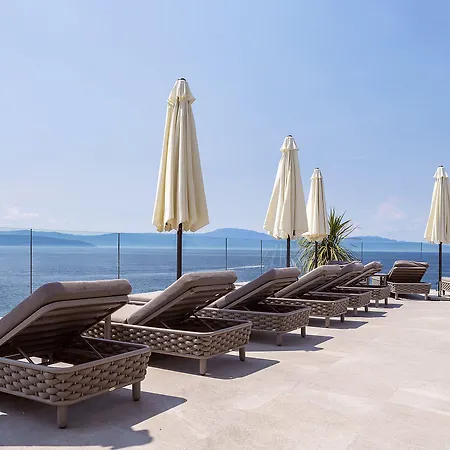 Hotel Luxury Riva 5*