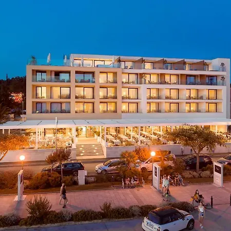 Luxury Riva Hotel 5*